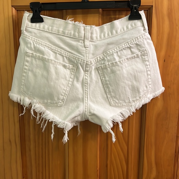 We the Free distressed short shorts - Picture 5 of 6